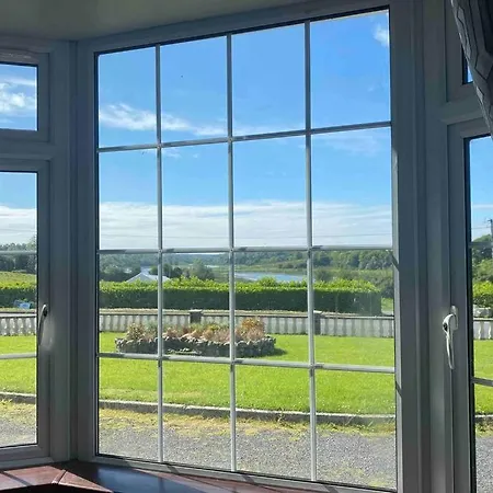 Carratraw House, Self Catering Apartment *